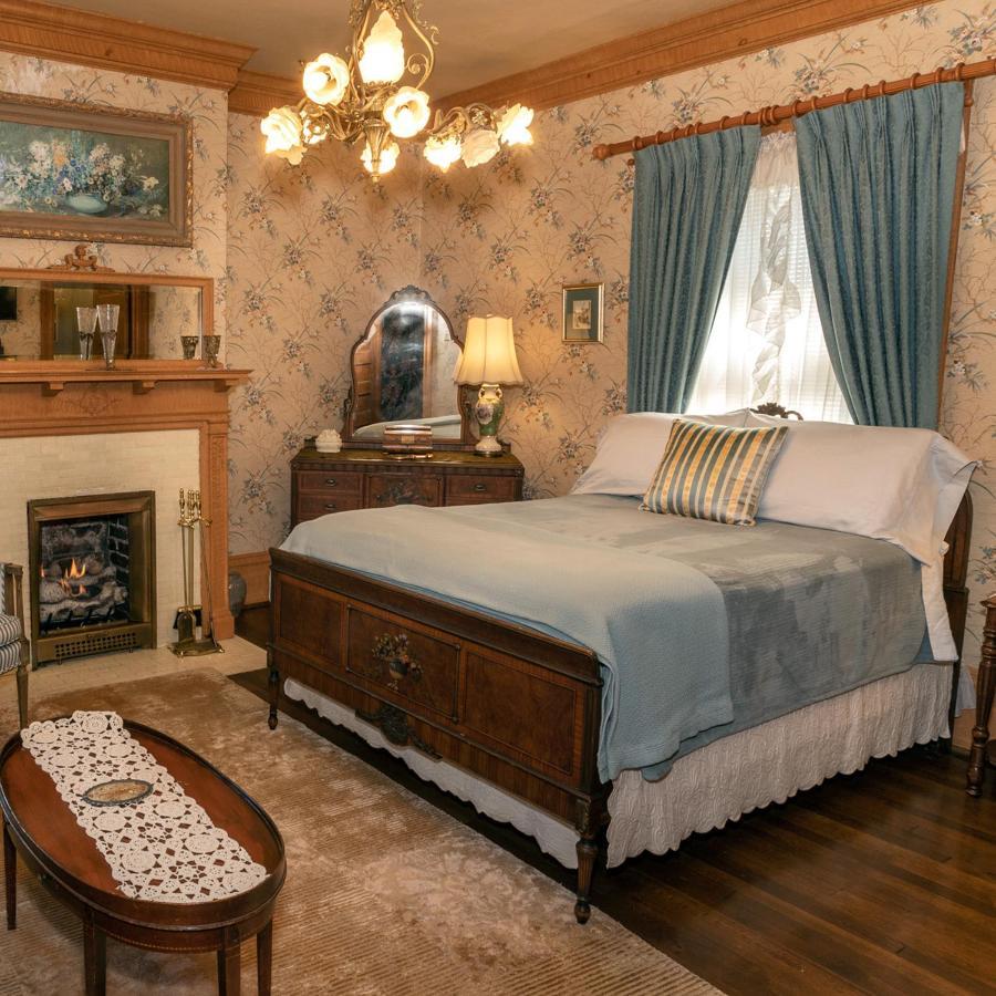 South Broadway Manor B&B - Near Fallingwater, Ohiopyle State Park, Hiking & Biking Trails Gap Scottdale Bagian luar foto