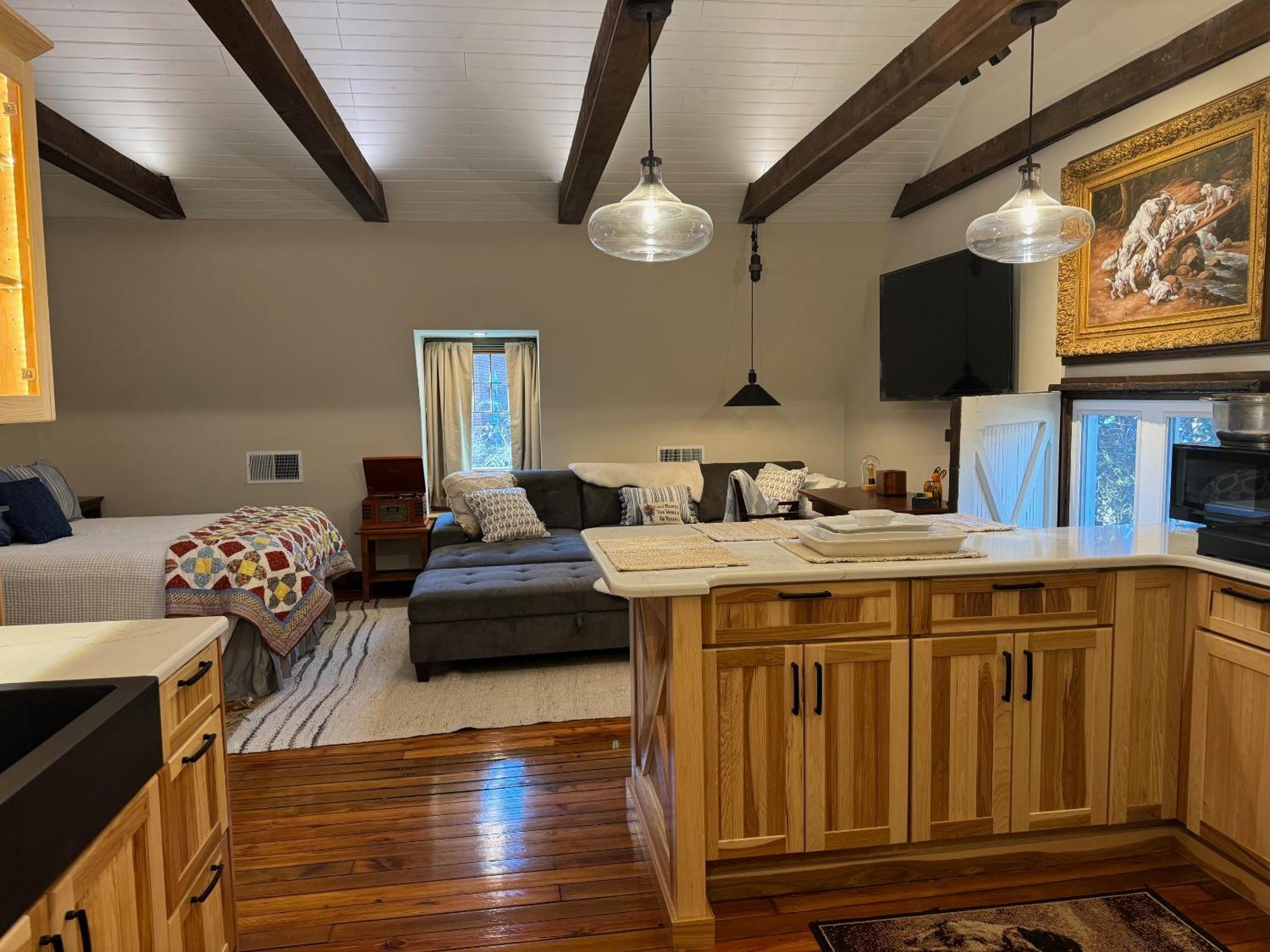 South Broadway Manor B&B - Near Fallingwater, Ohiopyle State Park, Hiking & Biking Trails Gap Scottdale Bagian luar foto