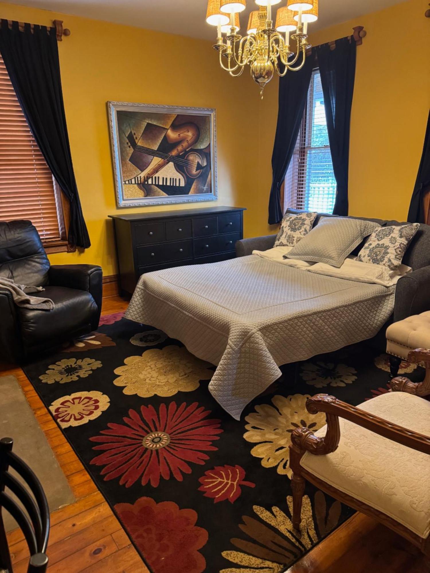 South Broadway Manor B&B - Near Fallingwater, Ohiopyle State Park, Hiking & Biking Trails Gap Scottdale Bagian luar foto